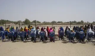 تمكين الفتيات المراهقات في النيجر من التحكم في حياتهن ومستقبلهن